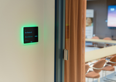 function n(){if(Br(r),r.value===Ad)throw new T(-950,!1);return r.value}