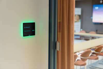 function n(){if(Br(r),r.value===Ad)throw new T(-950,!1);return r.value}