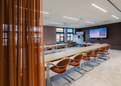 function n(){if(Br(r),r.value===Ad)throw new T(-950,!1);return r.value}