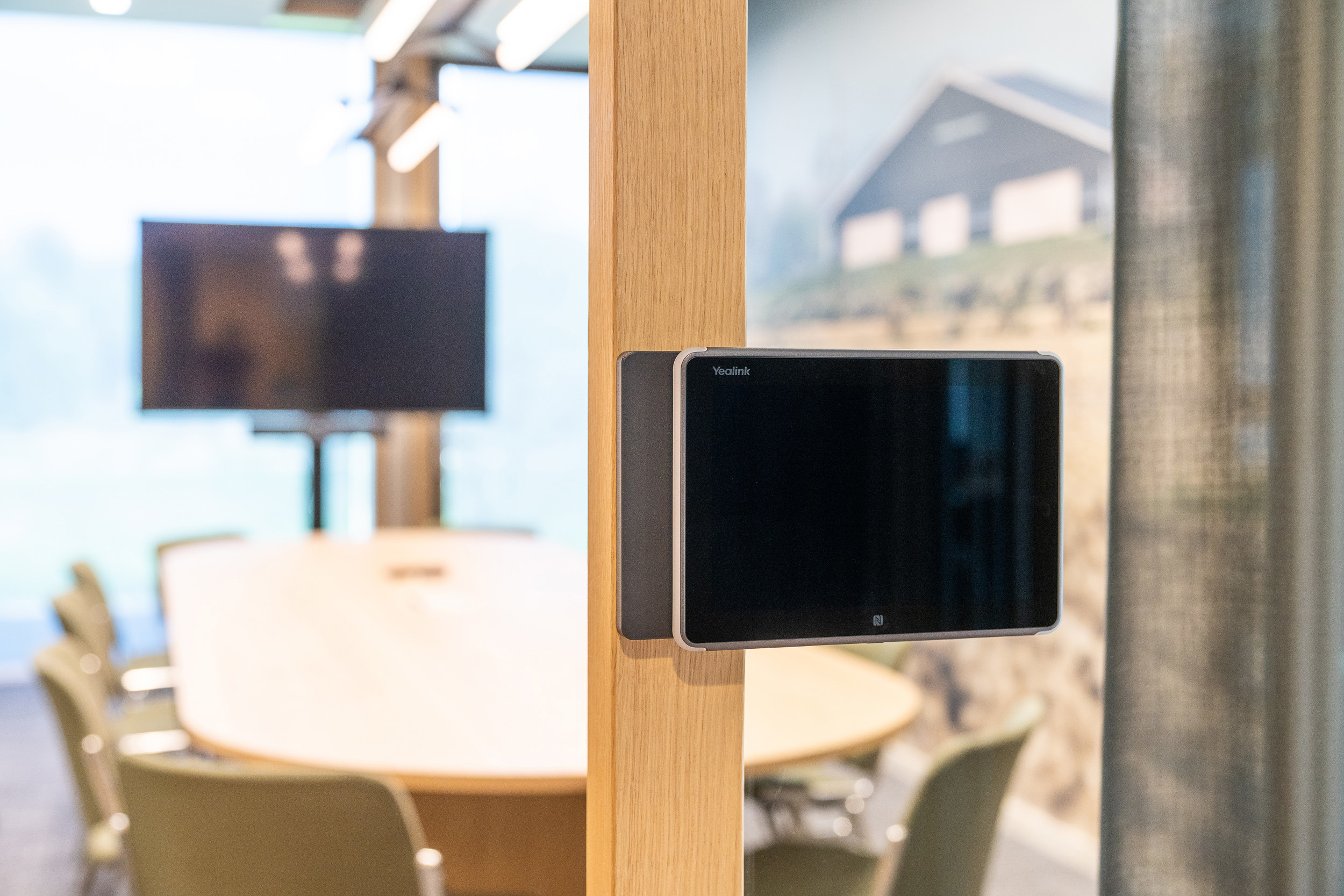 function n(){if(Br(r),r.value===Ad)throw new T(-950,!1);return r.value}