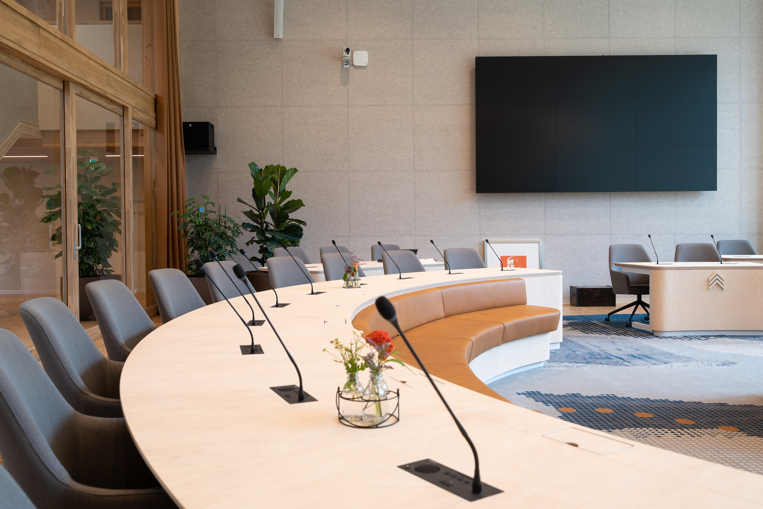 function n(){if(Br(r),r.value===Ad)throw new T(-950,!1);return r.value}