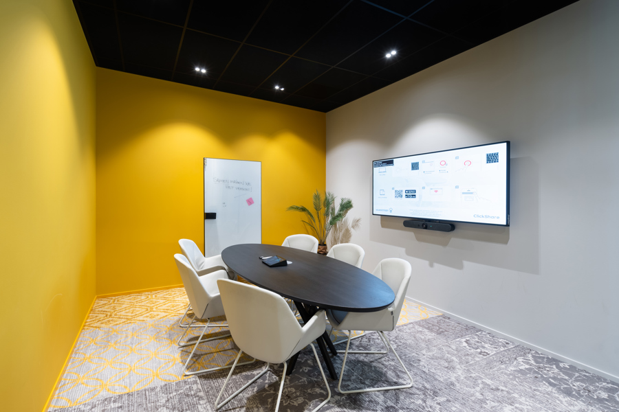 Huddle Rooms
