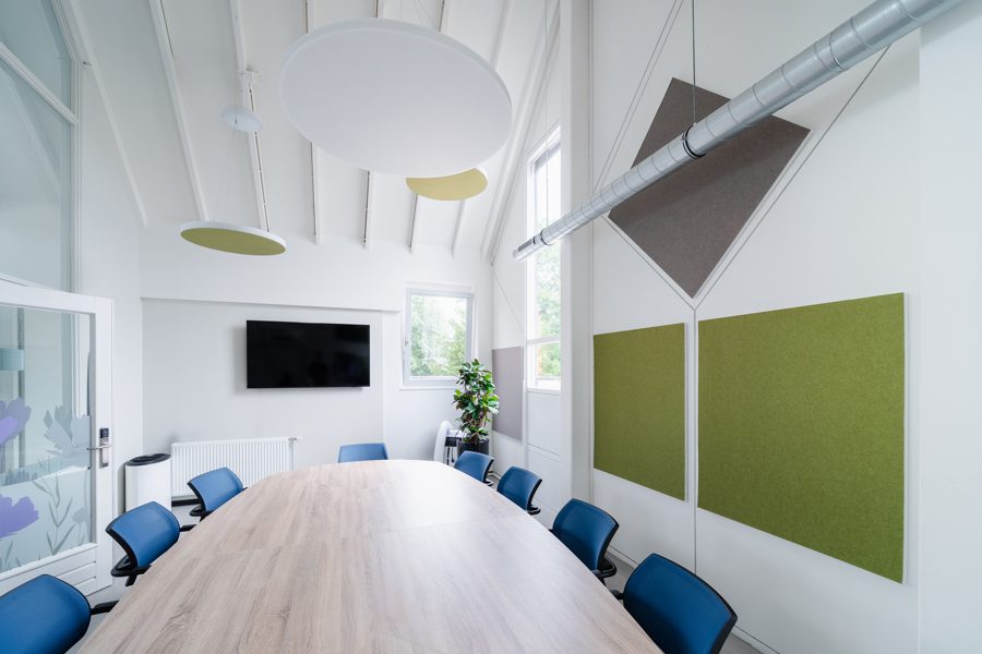 Akoestische plafondpanelen